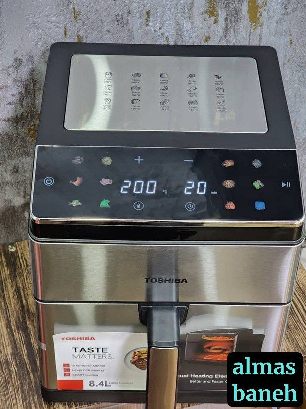 نمای کامل سرخکن توشیبا AF84 با بدنه استیل و ظرفیت بالا