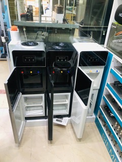 آبسردکن مشکی برلین مدل BE-108