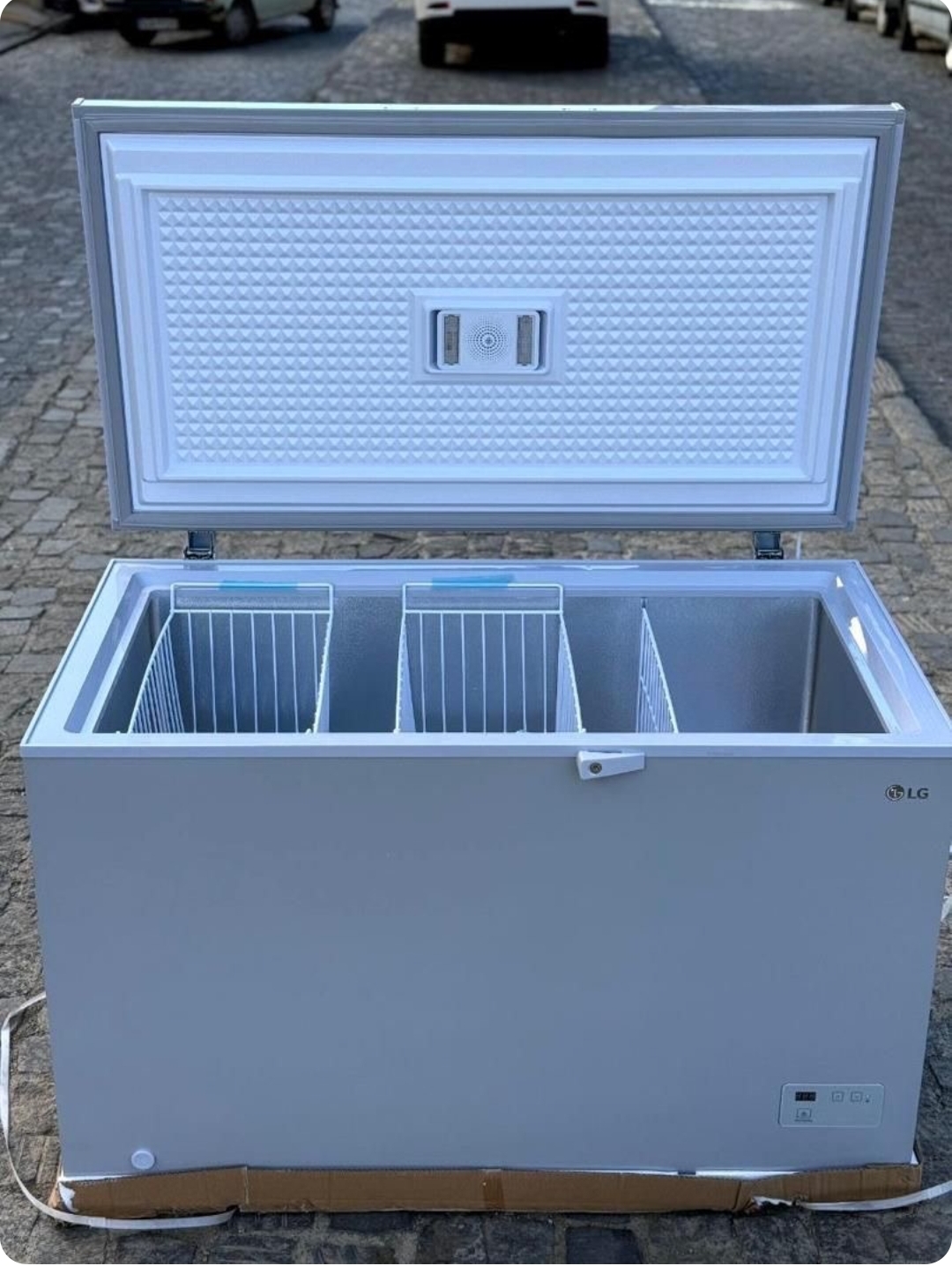 فریزر صندوقی ال جی مدل GCS315SQFG